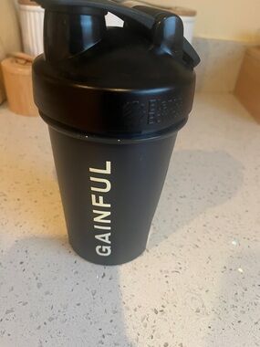 Gainful Matte Black Protein Shaker blender ball Bottle 12oz